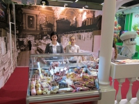 Стенд с продукцией Микояновского мясокомбината на выставке Золотая осень 2012